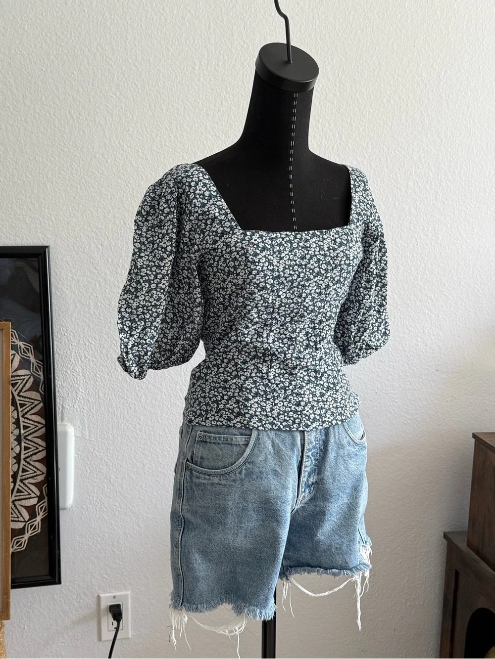 Abercrombie & Fitch Floral Square-Neck Puff Sleeve Top - Black/White